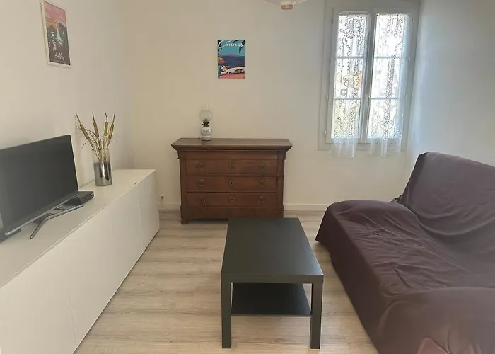 Lumineux 2 Pièces De Appartement Antibes